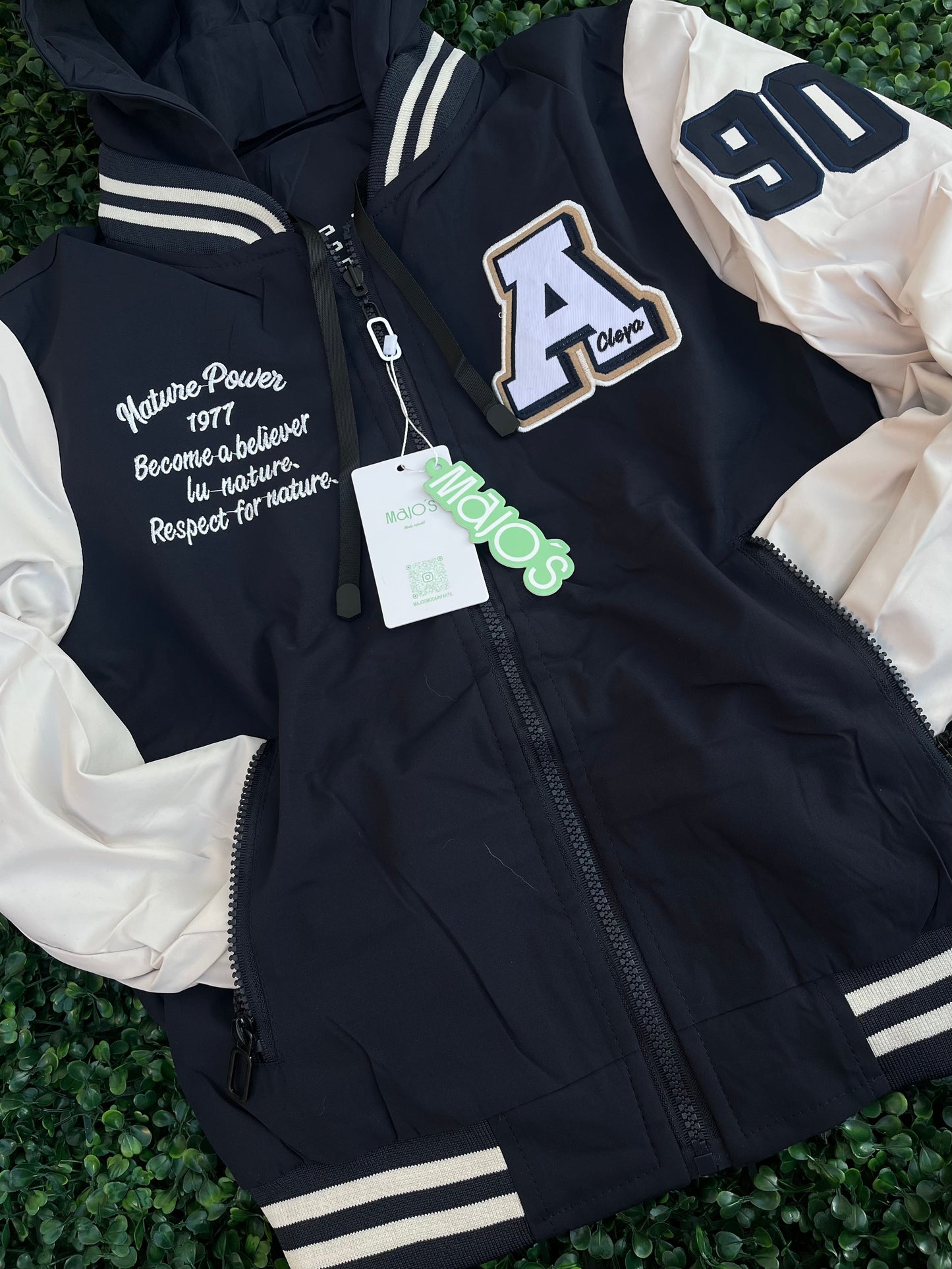 Campera universitaria